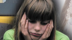 والدتي الظالمة تدفعني إلى الهروب نحو الهلاك والضياع