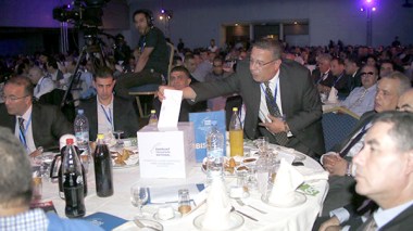 Algerian businessmen to disburse only 10% of financial amount collected during “Telethon”