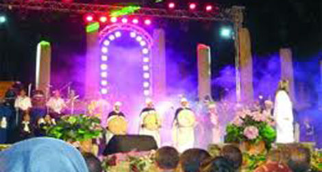 Timgad: le public “crée” le spectacle autant que les stars de la 4e soirée