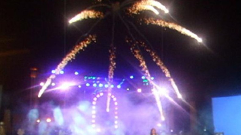 الموسيقى‭ ‬التارڤية‭ ‬والفلامنكو‭ ‬الإسبانية‭ ‬تعانقان‭ ‬قوس‭ ‬طرجان‭ ‬بتاموقادي‭ ‬