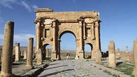 تيمقاد عروس المدن الأثرية بالجزائر