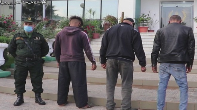 توقيف ثلاثة أشخاص مشتبه في ضلوعهم بإضرام النيران بولاية تيبازة