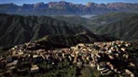 القضاء على 25 إرهابيا داخل مغارة بجبال زكري بتيزي وزو