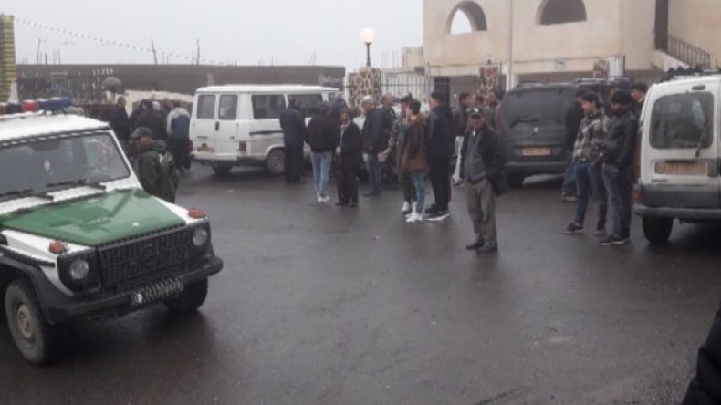 مواطن يحاول هدم مسجد بتيزي وزو لإنجاز ممر!