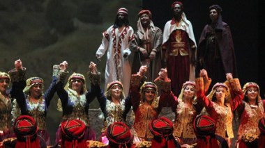 Tlemcen, capitale de la culture islamique : un spectacle haut en couleurs pour la clôture