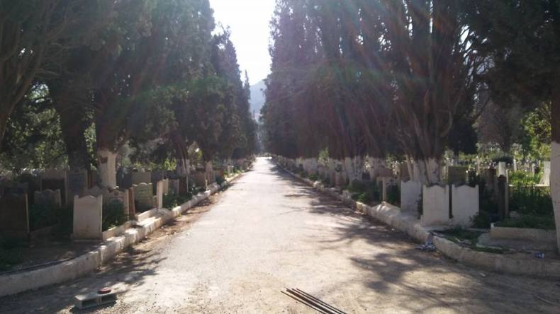 الدرك يحقق في تشييد فيلا فخمة فوق مقبرة بتلمسان