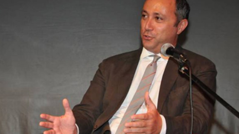 جوزف جد يعرض خبرة نجمة في الرعاية الرياضية