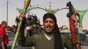 مجلة ألمانية: مصر تمول ثوار ليبيا بالسلاح بموافقة أمريكية