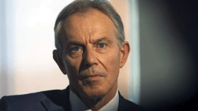 بلير: أخطأنا بمقاطعة حماس