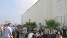 تبديد 200 مليار خارج البنوك لدفع “تونيك” نحو الإفلاس