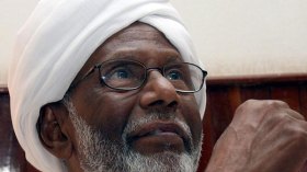 لهذا السبب  قذف حسن الترابي قادة “الفيس” بالقصور الفكـري