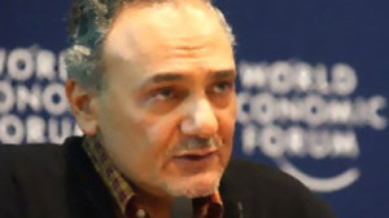 تركي الفيصل: العلاقة السعودية الأمريكية “مهددة”