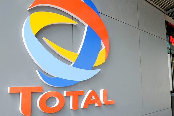 Bouchouareb sternly urges French company “Total” to strictly abide by the deadlines