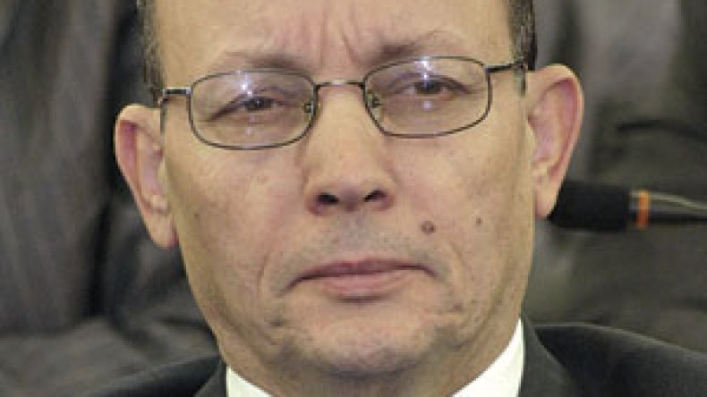 عمار تو بدون حقيبة في وهران