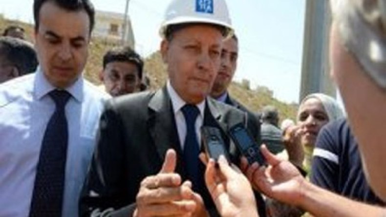 وزير النقل: التحقيقات متواصلة لمعرفة أسباب حريق برج مراقبة مطار الجزائر