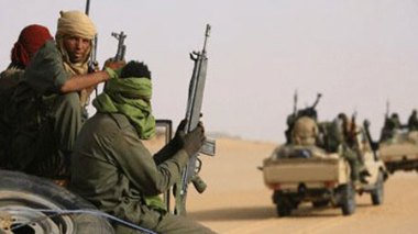 Mali: des dirigeants de la rébellion touareg réfugiés au Niger