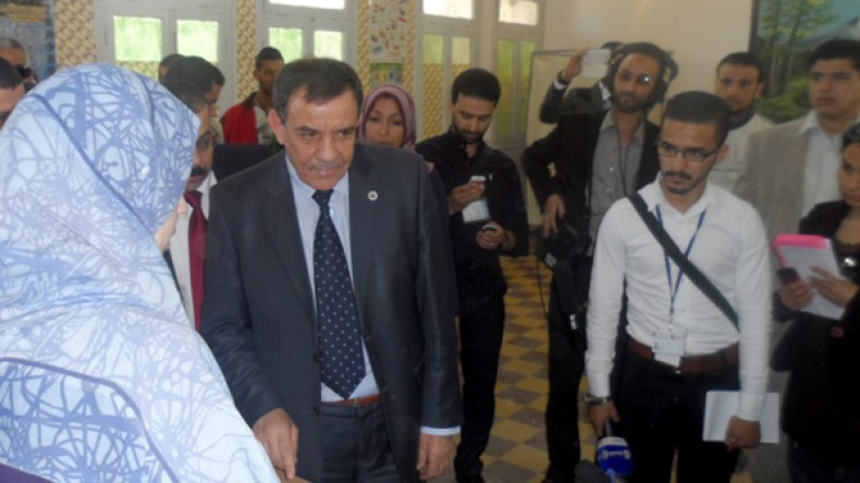 موسى تواتي بعد التصويت: الشعب لن ينقاد إلى العنف