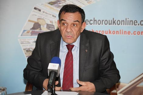 Moussa Touati : le virus du Fln et du Rnd détruit  le Fna