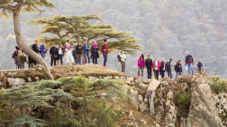 جزائريون يتصالحون مع السياحة الداخلية