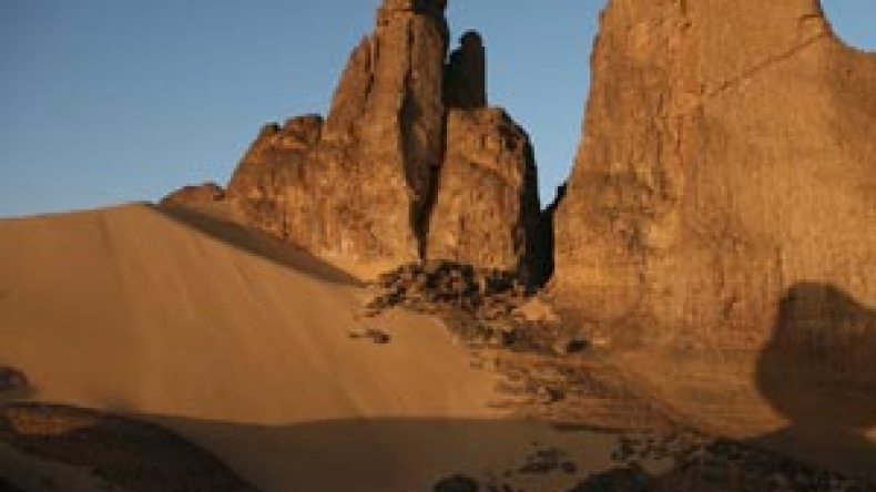 أوكسفورد بيزنس غروب: الجزائر تجني 330 مليون دولار من قطاع السياحة