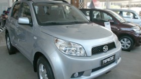 النقابات المستقلة تنتقد قرار فرض ضريبة على السيارات