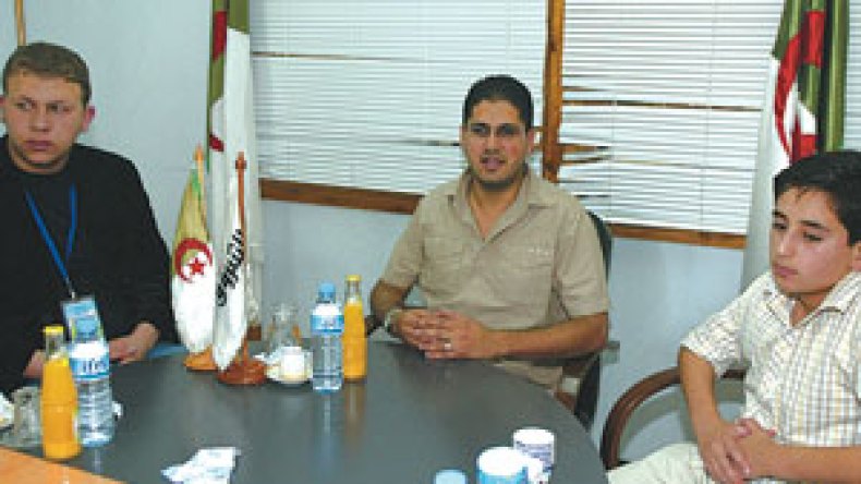 سنفتح مكتبا للقناة في الجزائر والباب مفتوح لطيورها