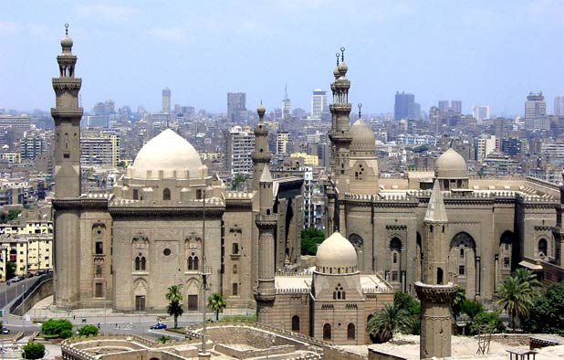 L’enterrement  du diplomate Mohamed Chadli déclenche un conflit entre sa femme en Egypte et sa famille en Algérie