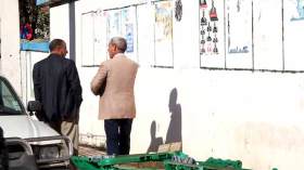 لوحات تعليق القوائم قرب حاويات القمامة بتيسمسيلت!