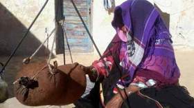 “القربة والبرنوس” الرفيق الدائم للبدو الرحل بالبرمة الحدودية بورقلة