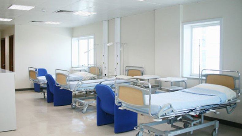 10 مؤسسات صحية لمعالجة المرضى بمنازلهم في العاصمة