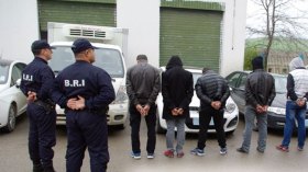 موظفون ضمن عصابة لسرقة السيارات بالعاصمة