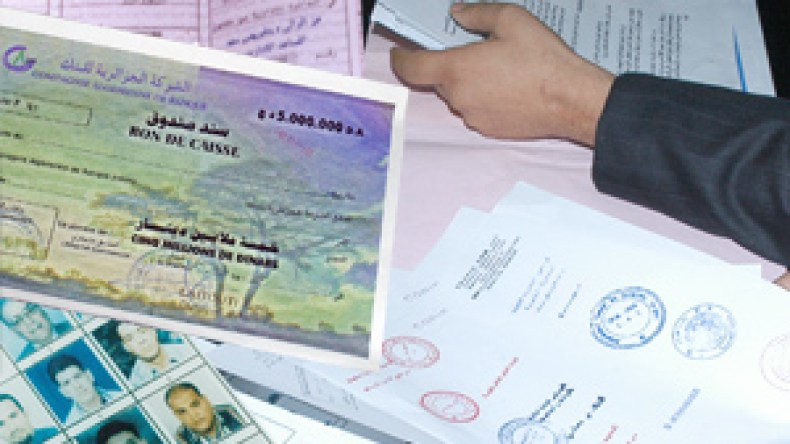 سقوط “دولة موازية” تزوّر مختلف الوثائق الإدارية والرسمية بوهران