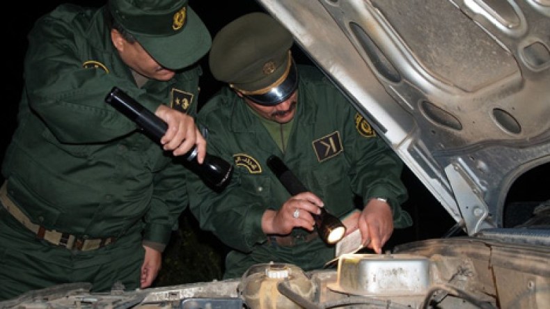 عصابات محترفة تـُبطل أجهزة الإنذار والأنظمة الأمنية لسرقة السيارات