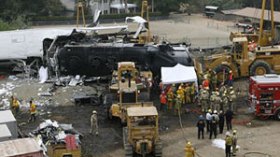 خطأ بشري وراء حادث قطاري كاليفورنيا والحصيلة 24 قتيلا