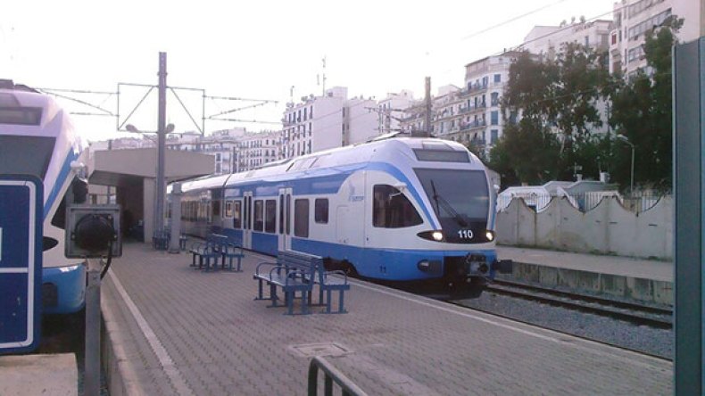 شلل في حركة القطارات.. والمسافرون يدفعون الثمن