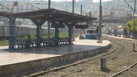 75 مليار دينار لتسديد مخلفات 16 شهرا من قيمة زيادات أجور 9 ألاف عامل بالقطارات