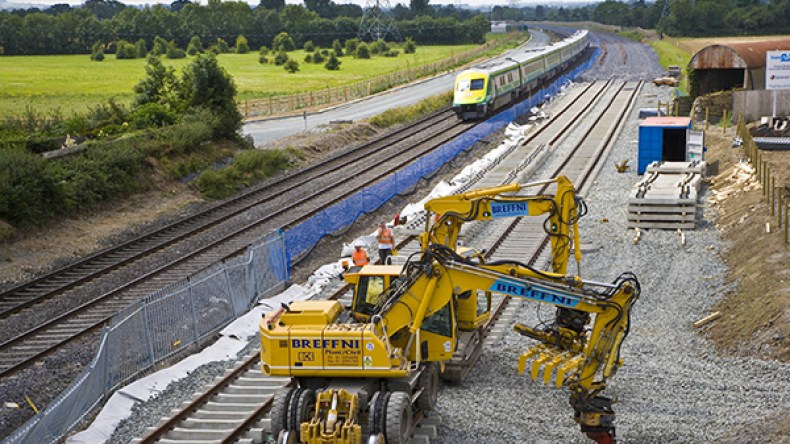 نسابق الزمن لإستكمال الأشغال التقنية لإطلاق خط الجزائر – تونس