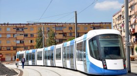 82 مخالفة مرورية على سكك الترامواي بالعاصمة