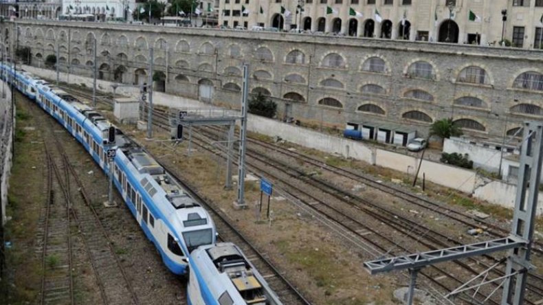 سرقة نحاس كوابل القطار يعطل رحلات الضاحية الغربية