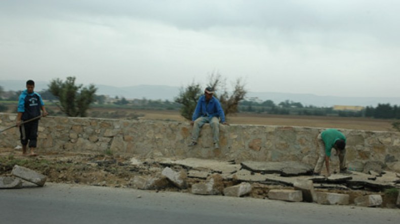 أوامر للولاة لوقف تبليط الشوارع وتزفيت الطرقات