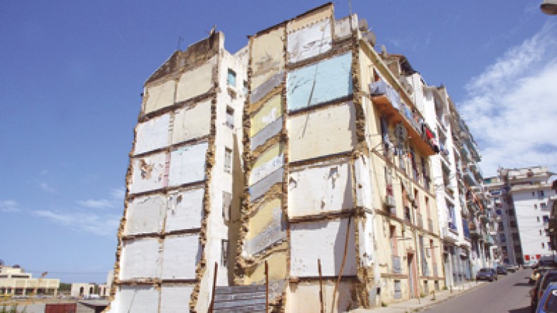 الهزات الارتدادية تهدد نصف مليون بناية بالإنهيار