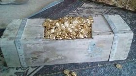 شباب يلهثون وراء دفائن نفيسة “تحرسها الجن” بالصحراء