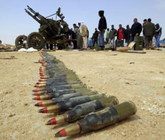 Libye: opération en cours à Tripoli pour isoler Mouammar Kadhafi