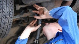 الجزائر: منع 5400 سيارة من السير خلال 2012