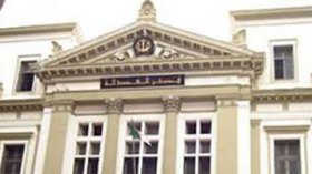 فتاة تحتال على 52 ضحية وتسلبهم 10 ملايير مقابل سكنات وأراض وهمية