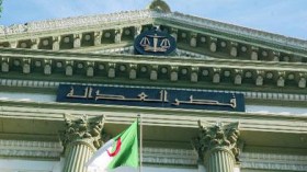 مسؤولون في وزارة المجاهدين والبريد تقاسموا منحة شهيد لـ10 سنوات