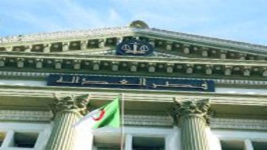 Deux Marocains fuient la pauvreté et la famine vers l’Algérie