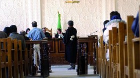 قاصرات يتزوجن بمغتصبيهن لستر الفضيحة!