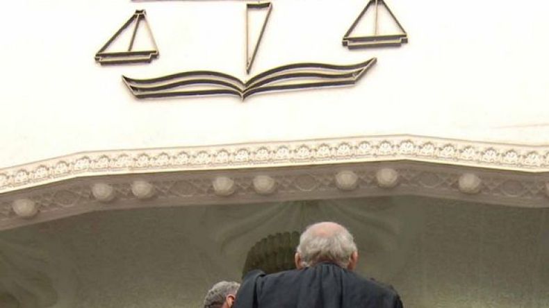 رابطة حقوق الإنسان ترفض تنفيذ الإعدام ضد قتلة الأطفال وتسيّس القضية!