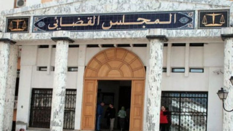 محافظ حسابات يفجّر فضيحة مدوّية ويتقدم بشكوى رسمية